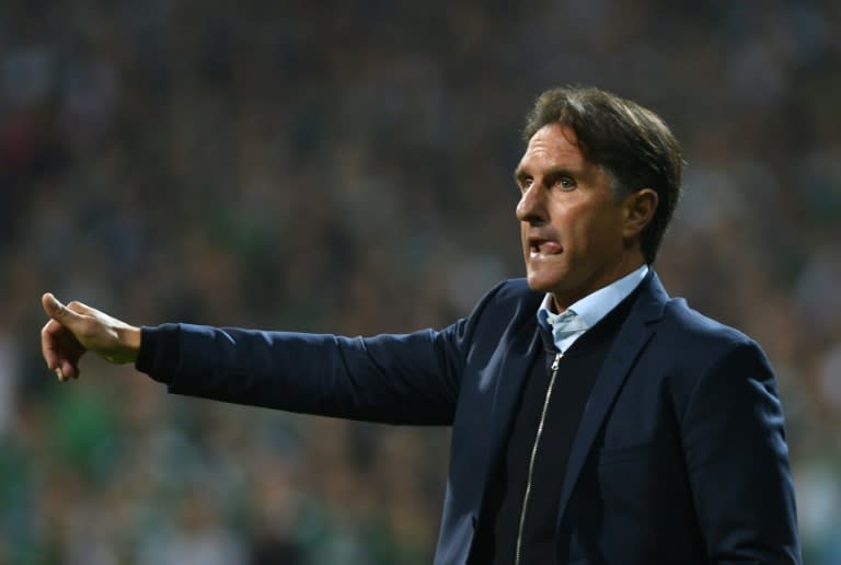 Wolfsburg head coach Bruno Labbadia hopes to extend Bayern Munich's four-match winless streak in all competitions by inflicting a third straight Bundesliga defeat on the Bavarian giants on Saturday