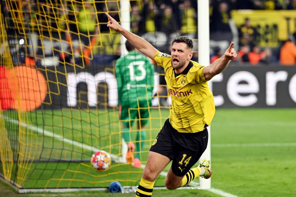 CAMPEONES DORTMUND-ATLÉTICO (AP)