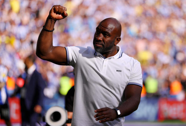 Huddersfield Town announce Darren Moore and four former Owls figures to  replace Neil Warnock