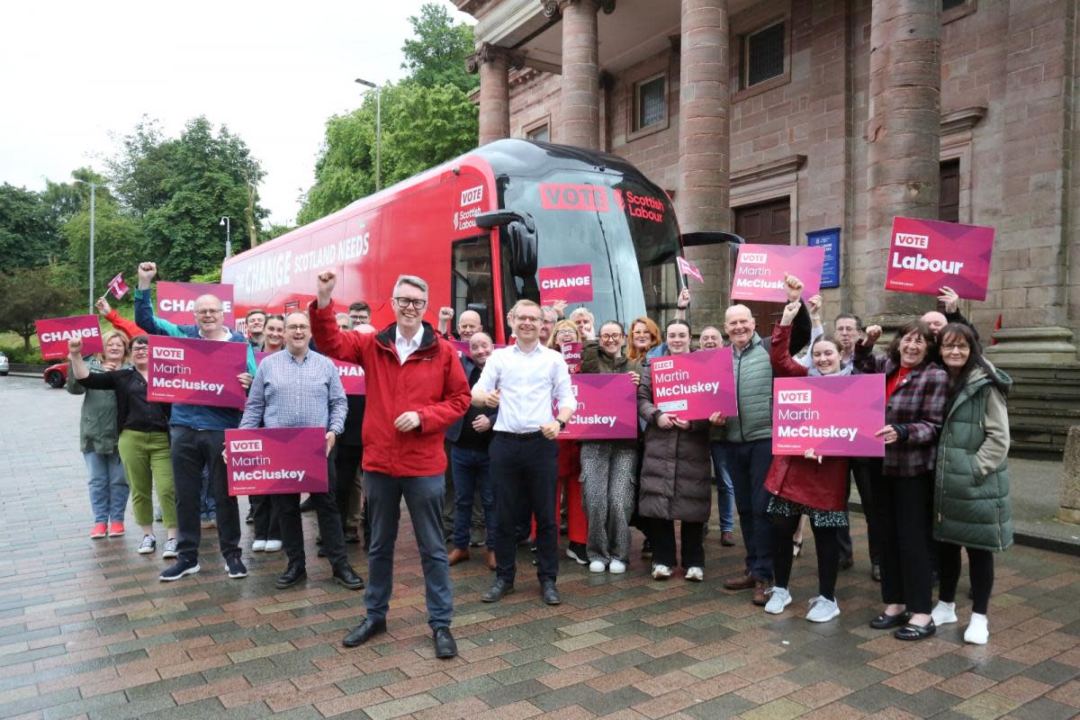 Labour battle bus arrives in Greenock <i>(Image: George Munro)</i>