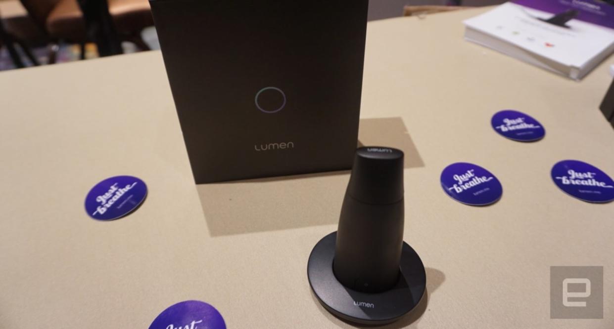 Lumen review: a metabolism breathalyzer for the patient - The Verge