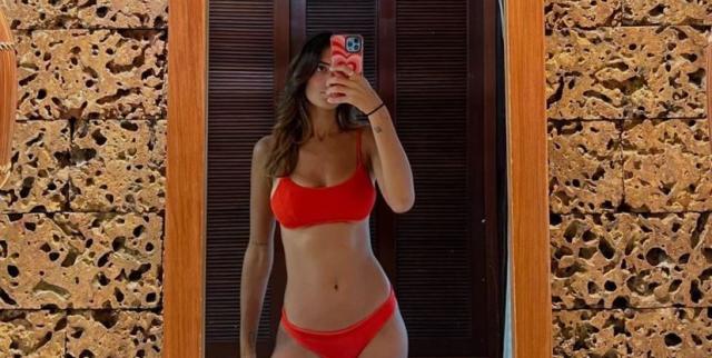 Susana Bicho tiene el rojo perfecto para las chicas con mucho pecho