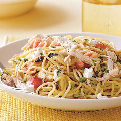 Speedy Spaghetti with Chicken and Fresh Tomato