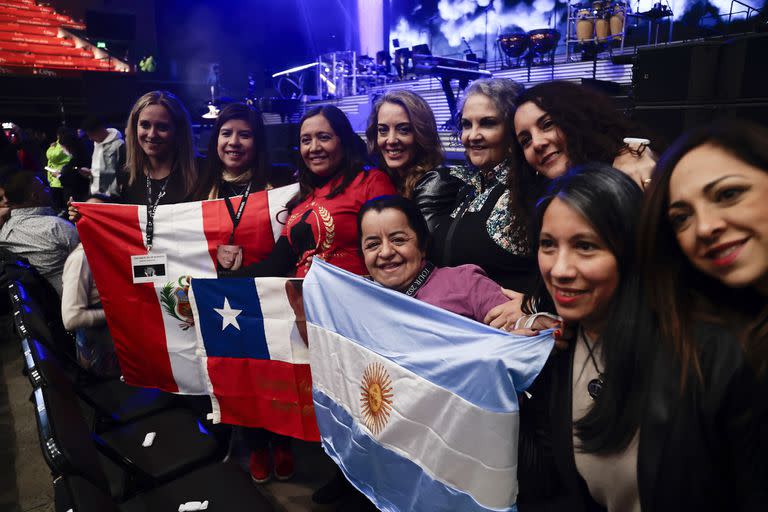 Fans de Perú, Chile y Argentina, reunidas en el Movistar Arena