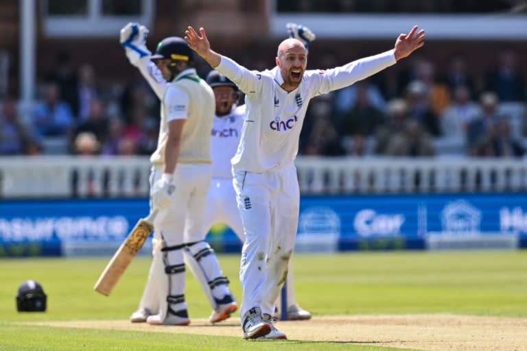 Der englische Linksspinner Jack Leach