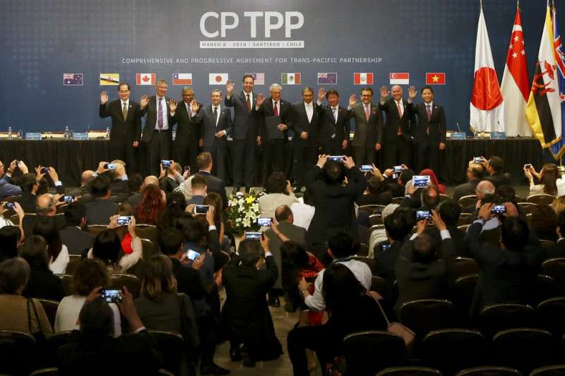 跨太平洋夥伴全面進展協定（CPTPP）11個會員8日在智利聖地牙哥簽署協定。（美聯社）