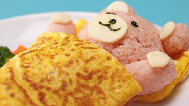 Egg blanket for a cute bento!