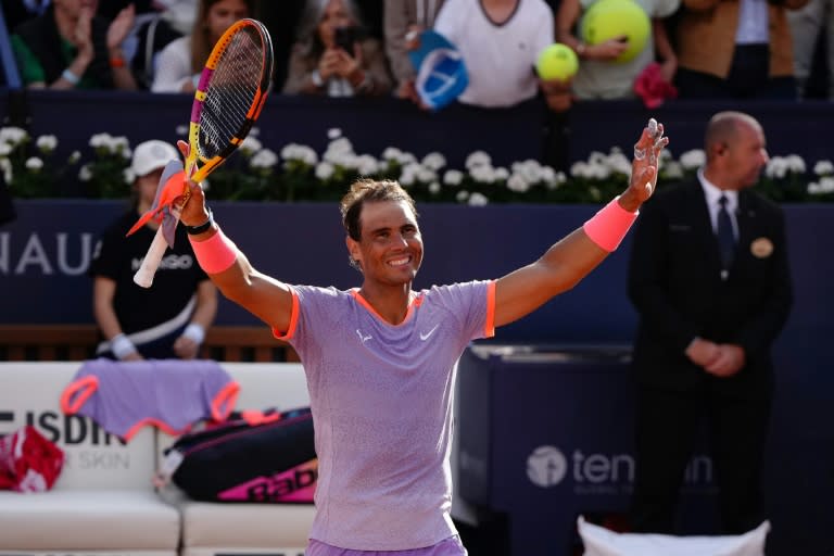 Rafael Nadal après sa victoire contre Flavio Cobolli, au tournoi de Barcelone le 16 avril 2024 (Pau Barrena)