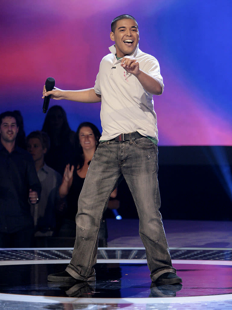AJ Tabaldo performs in front of the judges on 6th season of American Idol.