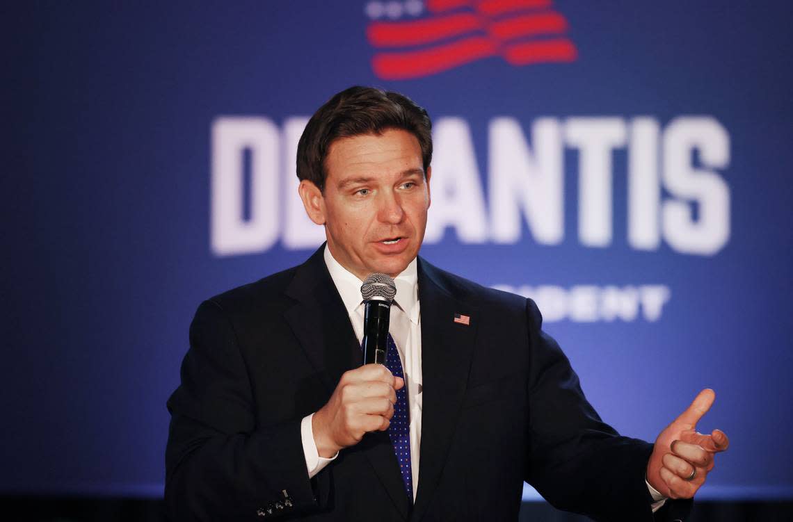 U.S. presidential hopeful Ron DeSantis speaks to a crowd at the VFW in Rock Hill, S.C. on Thursday, Oct. 19, 20932.