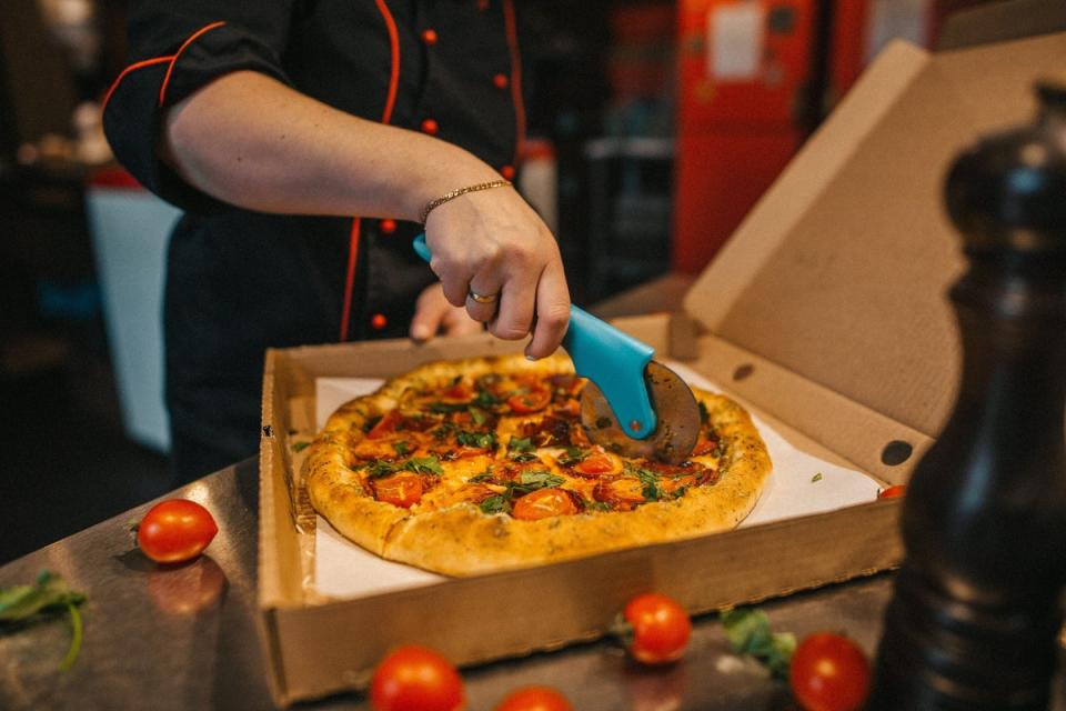 Administrators have sold collapsed South London pizza chain Mamma Dough, saving 47 jobs, but two of its restaurants will close (Max Avans / Pexels)