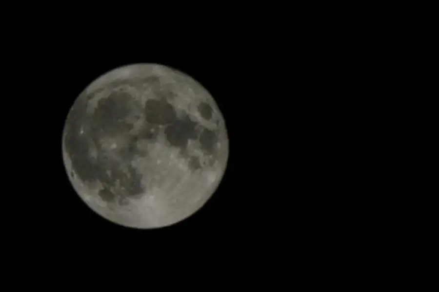 ¡Espectacular! Así se ve la Superluna Azul desde Tijuana