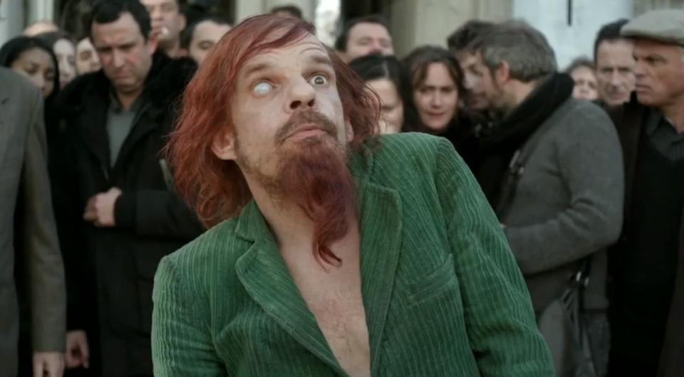 16. Holy Motors (Leos Carax, 2012): Una película “diferente”, de esas que no sigue los canones normales de Hollywood.