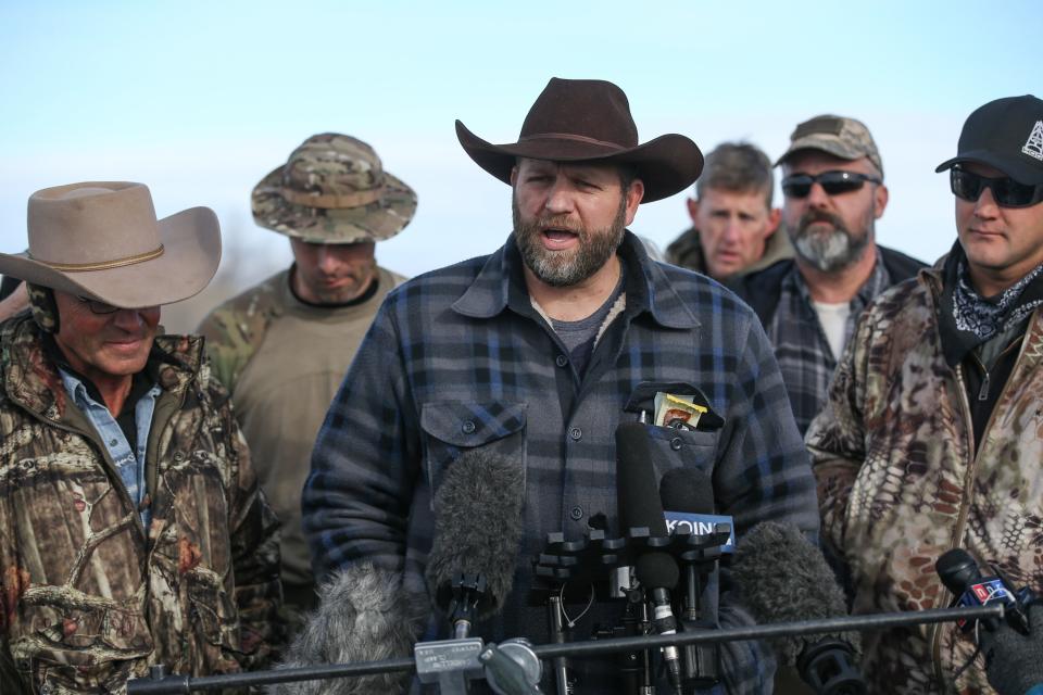 Ammon Bundy, the leader of an anti-government militia, speaks to members of the media in front of the Malheur National Wildlife Refuge Headquarters on January 6, 2016, near Burns, Oregon. (Photo: Anadolu Agency via Getty Images)