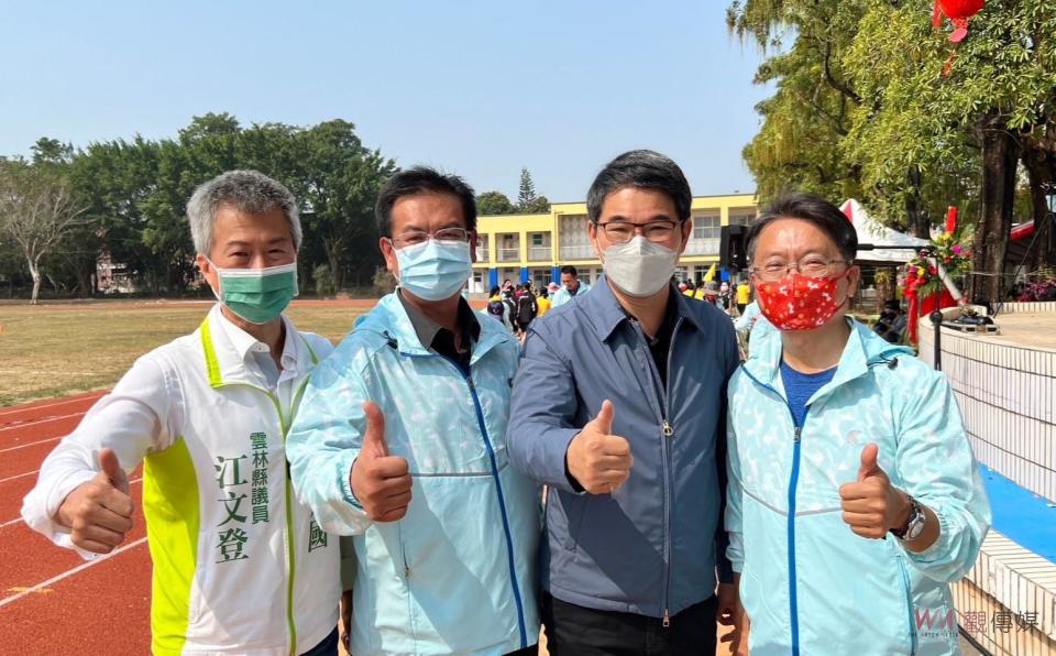 立委劉建國在獲知石榴國中操場跑道以及相關運動設施老舊後，便積極向教育部爭取，並以全雲林國中小學最高規格的國際標準跑道來施設，同時也改善排球場與網球場，讓學生有優良舒適的運動環境。