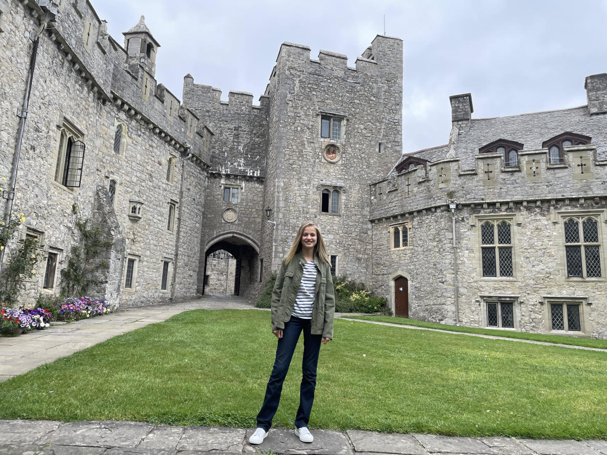 LLANTWIT MAJOR, WALES - AUGUST 30: In this handout image provided by the Royal Household, Crown Princess Leonor of Spain starts the school year at UWC Atlantic College on August 30, 2021 in Llantwit Major, Gales, United Kingdom. (Photo by Spanish Royal Household via Getty Images)