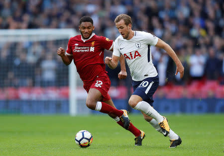 Soccer Football - Premier League - Tottenham Hotspur vs Liverpool - Wembley Stadium, London, Britain - October 22, 2017 Tottenham's Harry Kane in action with Liverpool's Joe Gomez REUTERS/Eddie Keogh