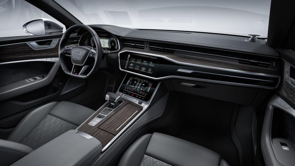 View Photos of the 2020 Audi S6