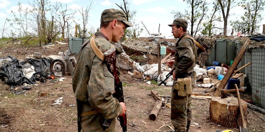 Russian soldiers flee from the army, Ukrainian intel says
