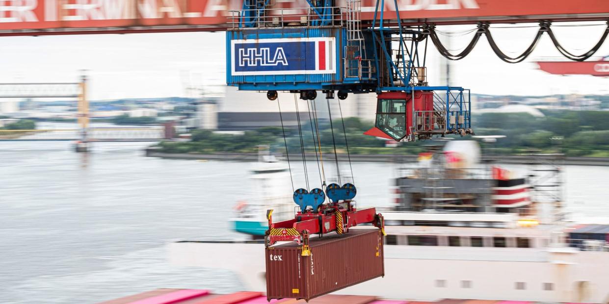 Container-Terminal Altenwerder im Hamburger Hafen.<span class="copyright">Daniel Reinhardt/dpa</span>