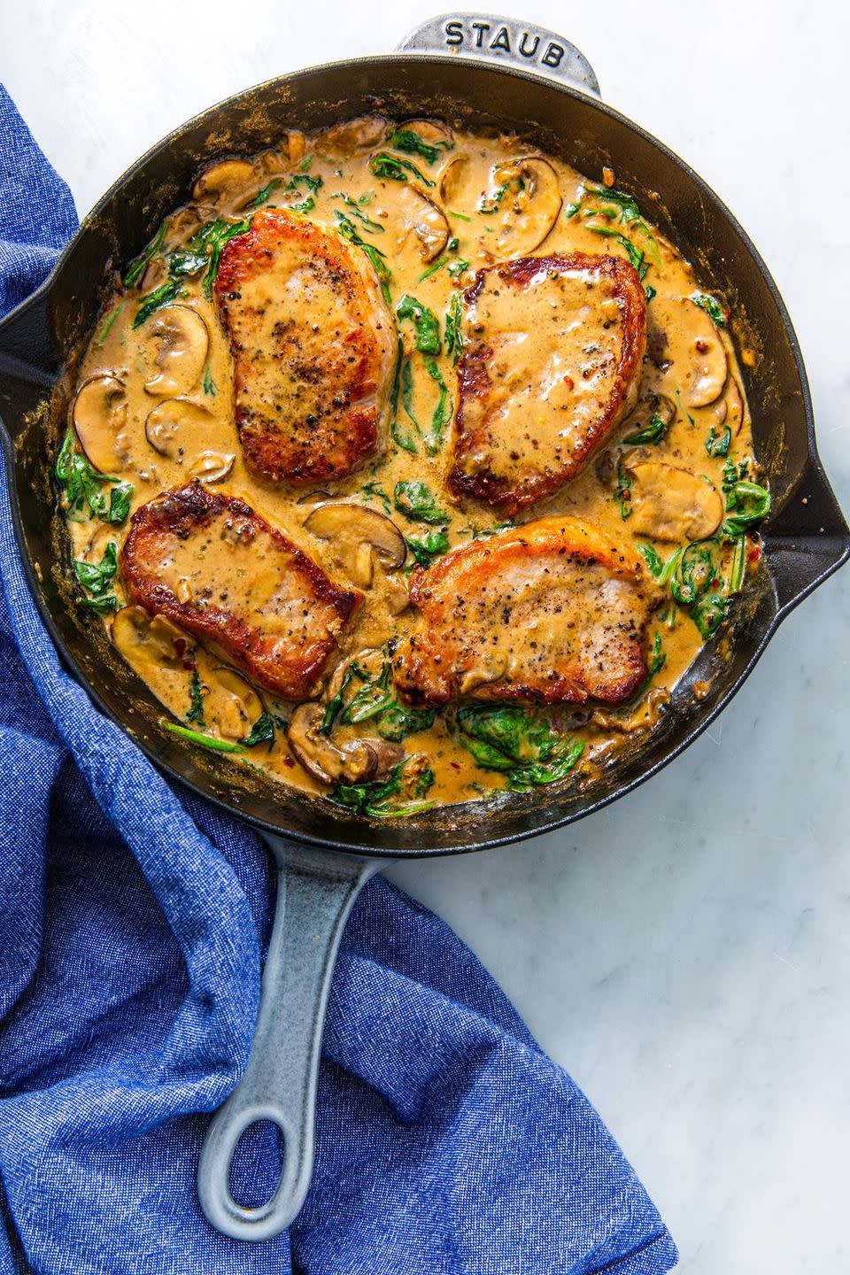 Keto Pork Chops with Garlicky Cream Sauce