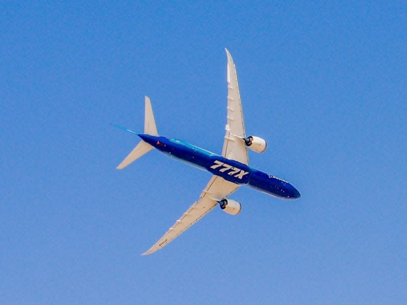 Boeing 777X at Dubai Airshow 2021