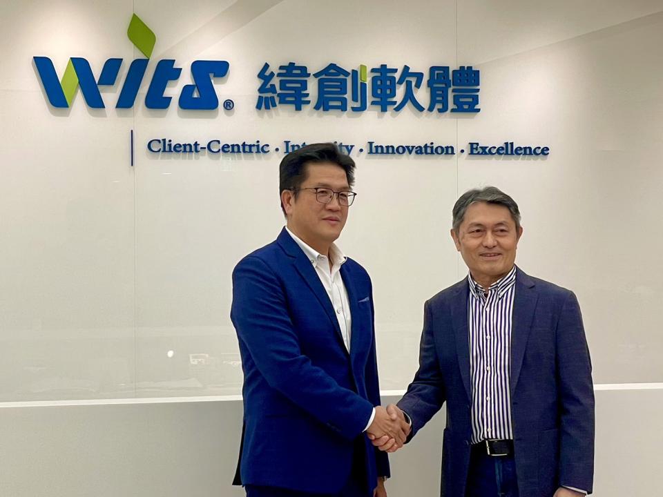 圖左：台灣碳資產公司董事長張三河、圖右：緯創軟體董事長蕭清志。