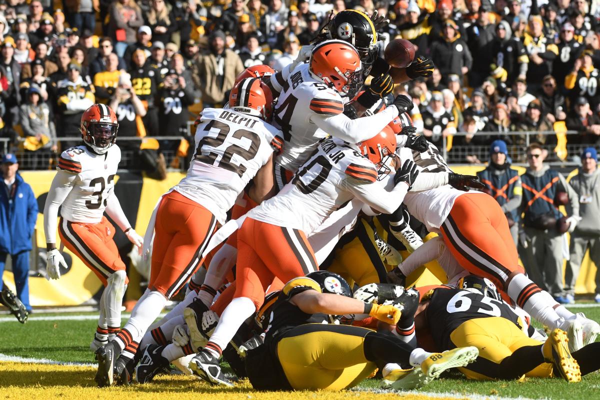 Browns lose 28-14 to Steelers to finish 7-10 and last place in the AFC  North 