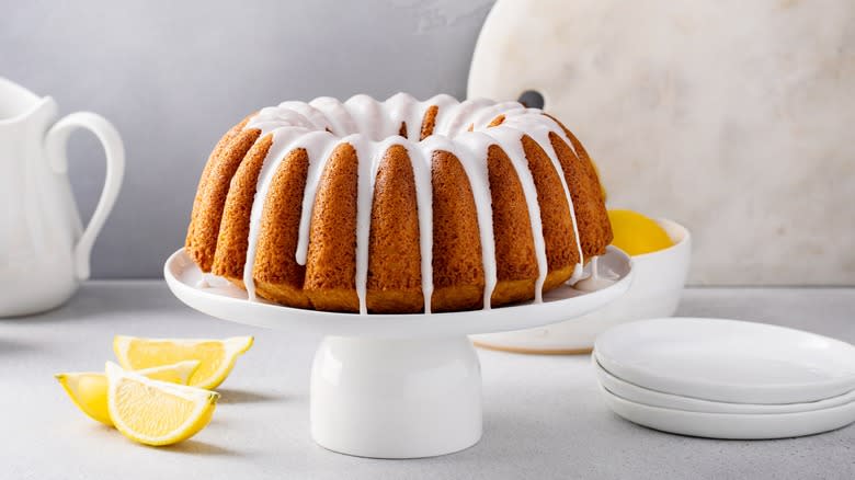 lemon bundt cake on cake stand