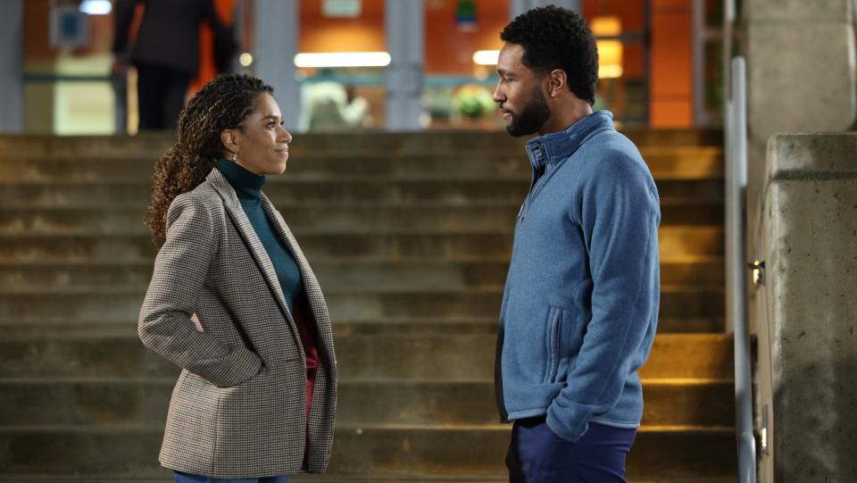 Kelly McCreary and Anthony Hill in Grey's Anatomy