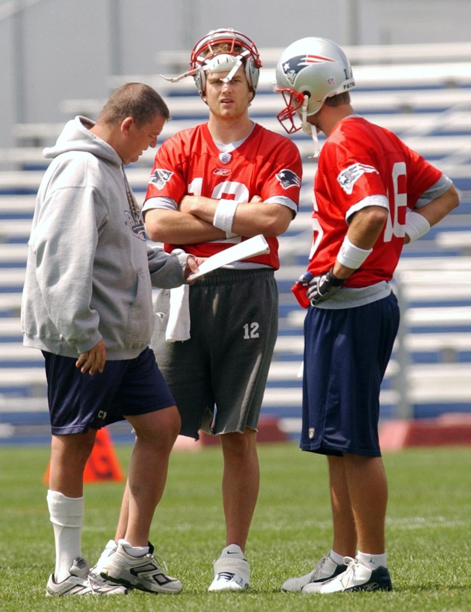 Cardinals coach Kliff Kingsbury, right, played with New England Patriots star Tom Brady, now leading Tampa Bay.