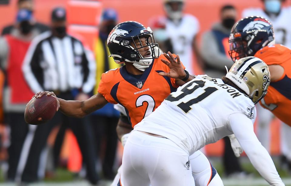 Denver Broncos quarterback Kendall Hinton (2) throws the ball against the New Orleans Saints.