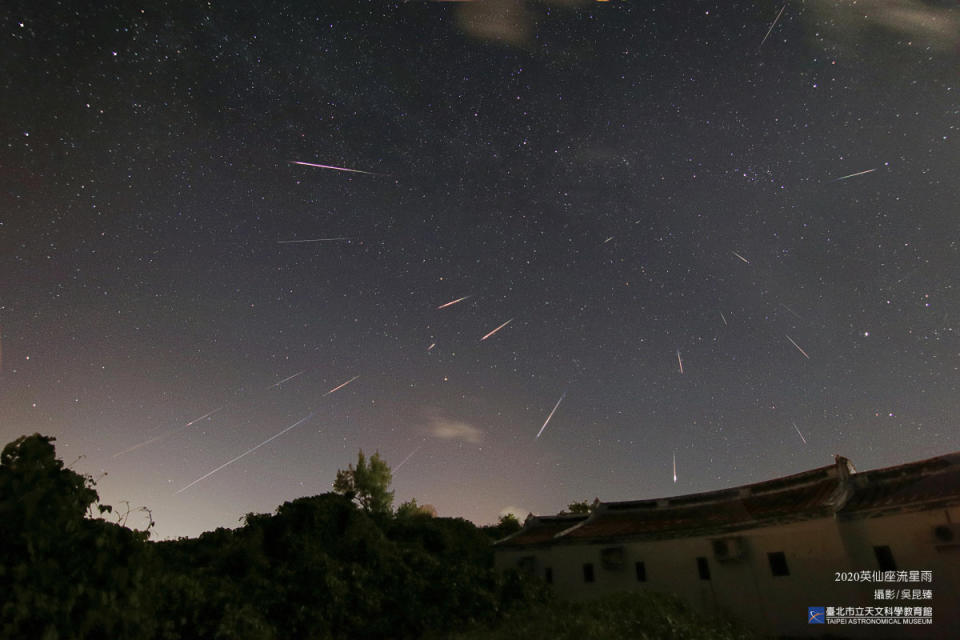 2020英仙座流星雨。（圖／台北天文館提供）