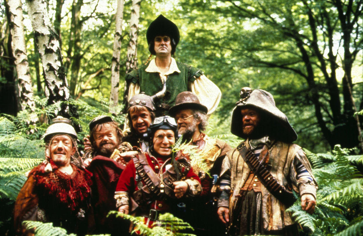 TIME BANDITS (1981) KENNY BAKER, TINY ROSS, MIKE EDMONDS, JOHN CLEESE, DAVID RAPPAPORT, MALCOLM DIXON, JACK PURVIS TTMB 001