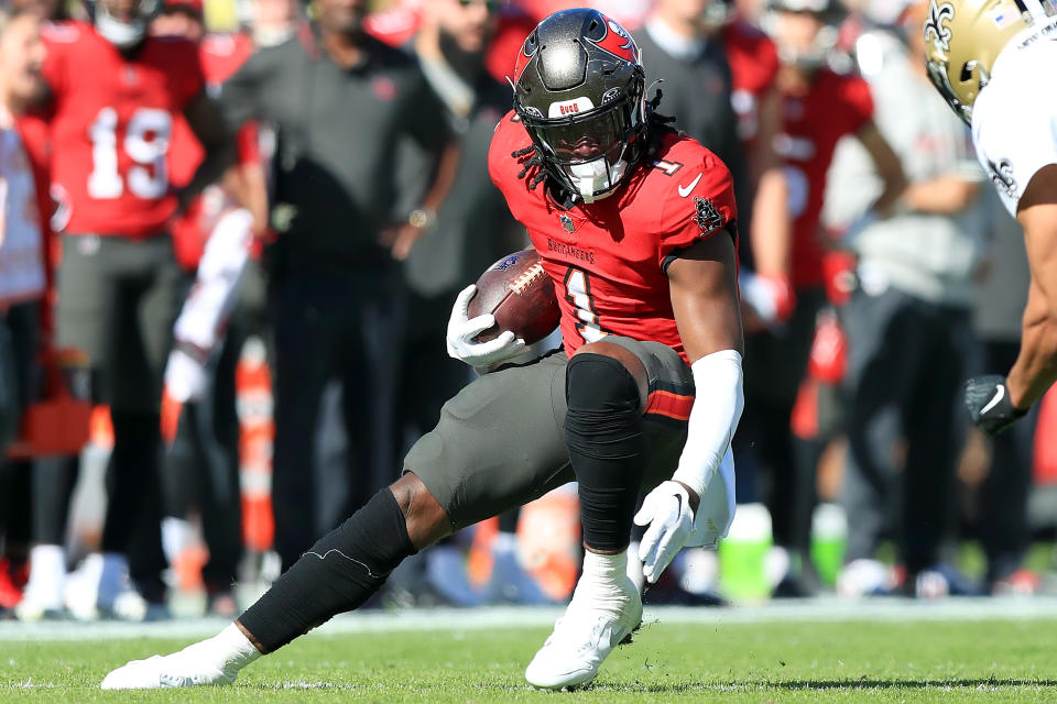 Tampa Bay Buccaneers Running Back Rachaad White (1). (Photo by Cliff Welch/Icon Sportswire via Getty Images)