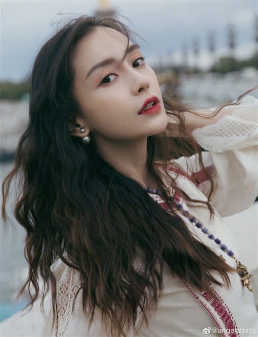 Angelababy。（圖／翻攝自微博）