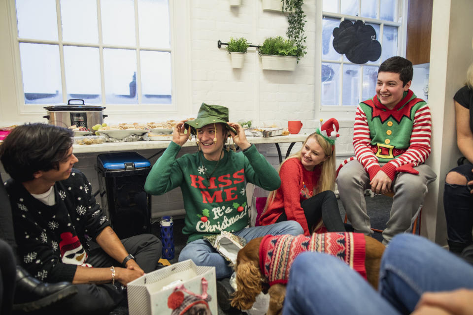 The number of UK workers who dislike the Secret Santa tradition has risen from 19% to 31% since 2019 - prior to the pandemic. (Getty Images)