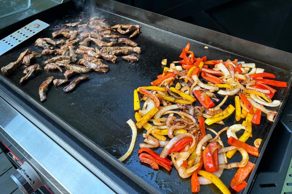 <p>Steak fajitas are quick and easy on the Slate.</p> 