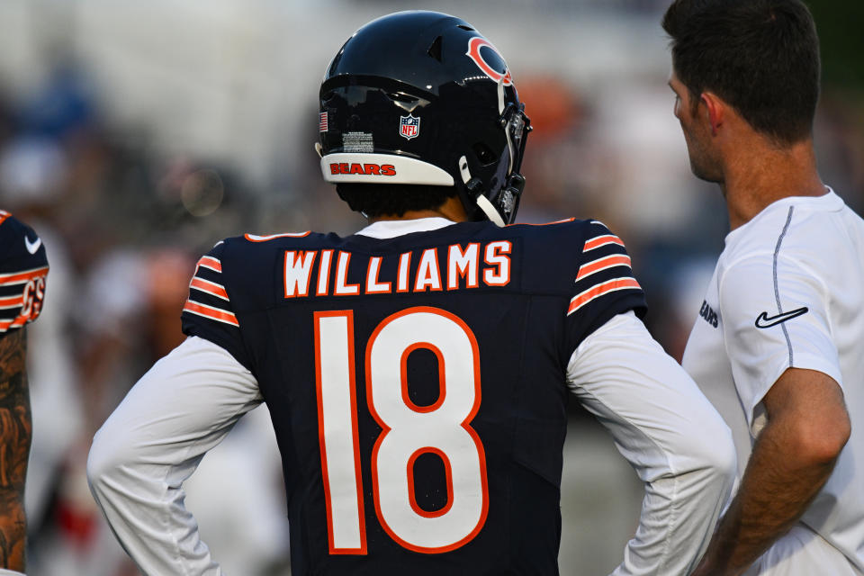 CANTON, OH – AUGUST 1: Chicago Bears QB Caleb Williams (18) warms up for a National Football League preseason game between the Chicago Bears and Houston Texans on August 1, 2024 at Tom Benson Hall of Fame Stadium in Canton, OH. (Photo by James Black/Icon Sportswire via Getty Images)