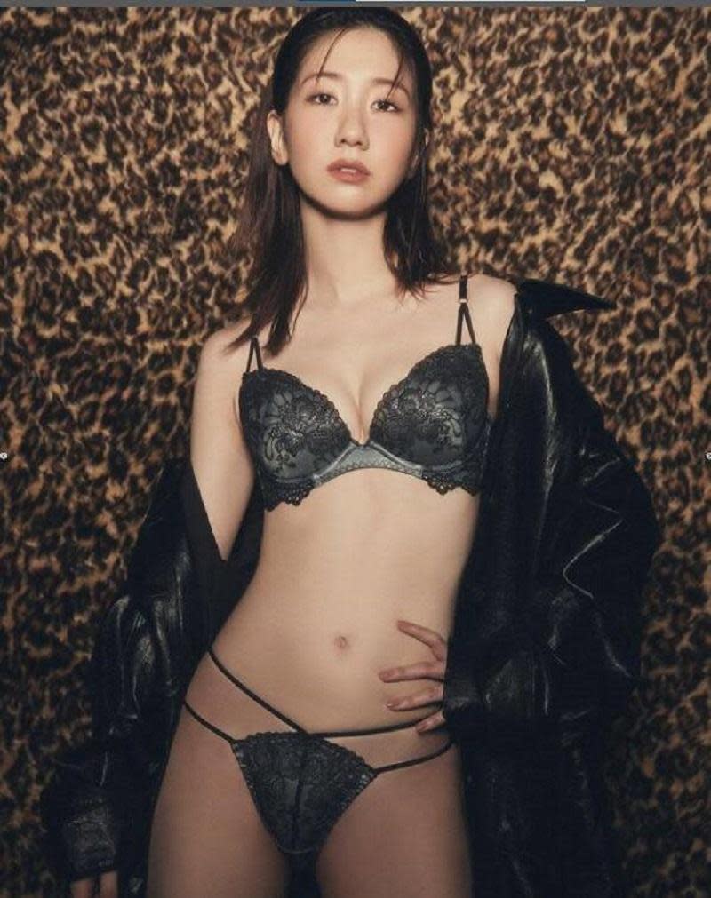 連續3年成為內衣代言人，32歲柏木展現女人味。