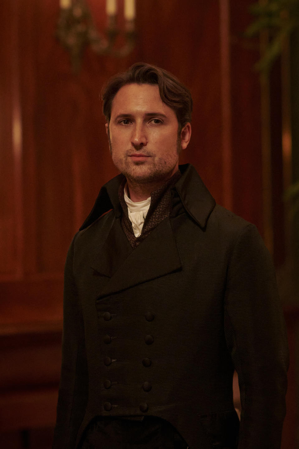 Alexander Colbourne (Ben Lloyd-Hughes).