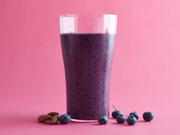 July: Blueberry-Almond Smoothie