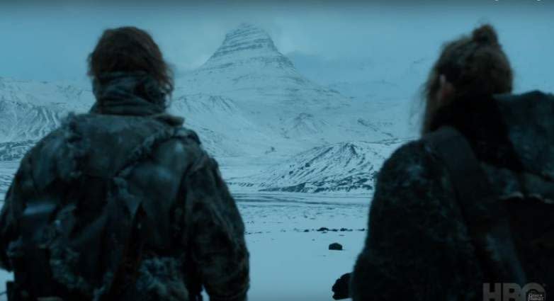 <p>Das erste Angebot ist eine Hütte im isländischen Kirkjufell, direkt am Fuße jenes Gipfels, der in der Serie als „Pfeilspitzen-Berg“ vorkommt.<br> (HBO) </p>