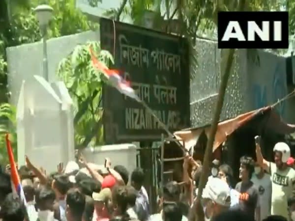 TMC supporters protesting outside CBI office in Kolkata. (Photo/ANI)