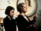 <p>In 2001, Smith was nominated for Academy and Golden Globe Awards for her performance in <em>Gosford Park. </em></p>