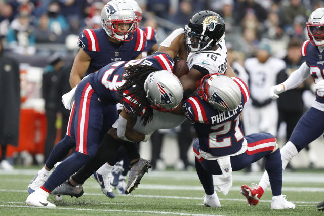 Dugger, Hightower active for Pats' playoff game versus Bills