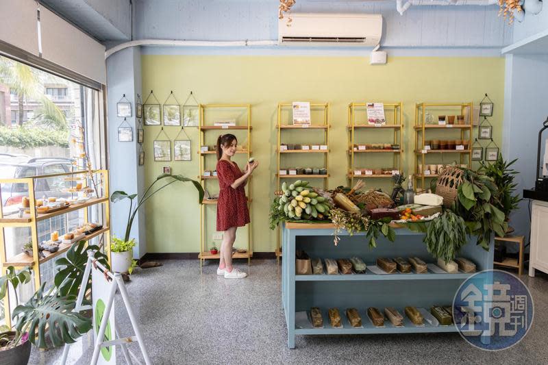 「野菜皇后」展示各式各樣的野菜皂，讓人每一種都想嘗試。 