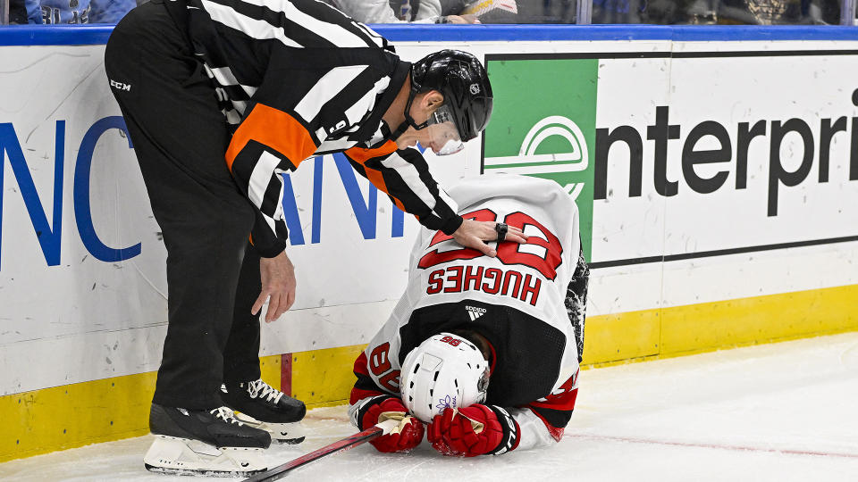 Devils superstar forward Jack Hughes is out week to week. Jeff Curry-USA TODAY Sports)