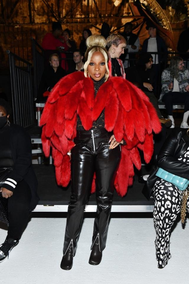 Mary J. Blige Bursts With Color in Circus-Inspired Blazer & Boots