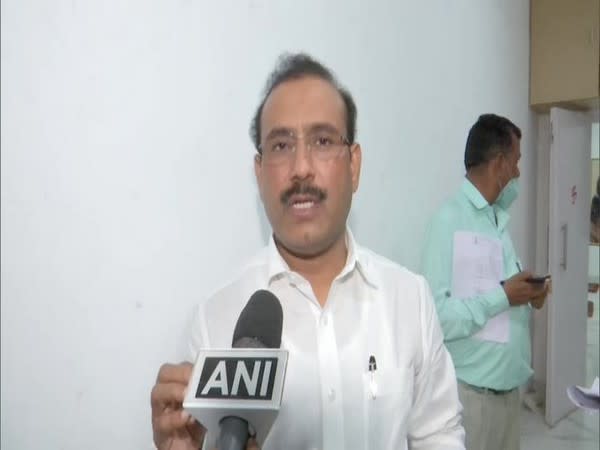 Maharashtra Health Minister Rajesh Tope talking to ANI on Thursday. (Photo/ANI)